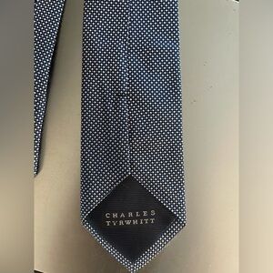 New without tags Charles Tyrwhitt small diamond pattern tie